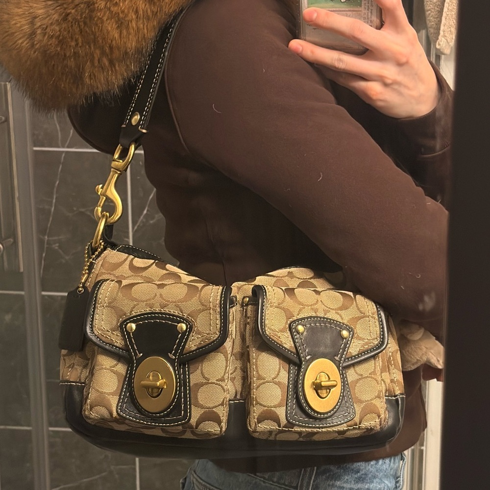 Coach Legacy Turnlock